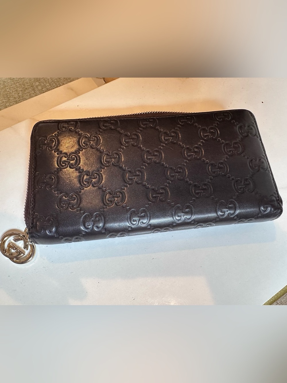 Authentic Dark Brow Gucci
Guccisima leather large long zip wallet